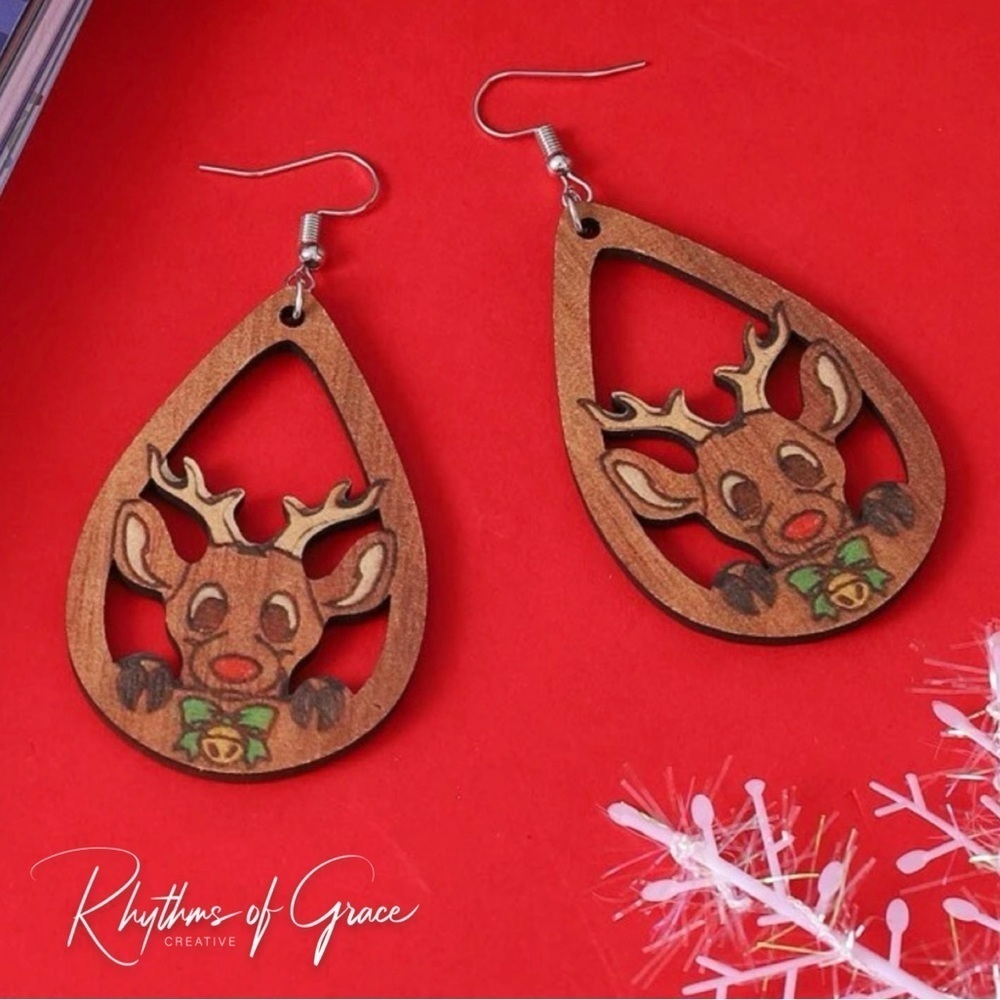 Reindeer Christmas Earring - Brand New, Christmas Dangle, Stocking Stuffer